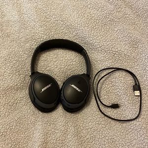 Bose noise canceling headphones